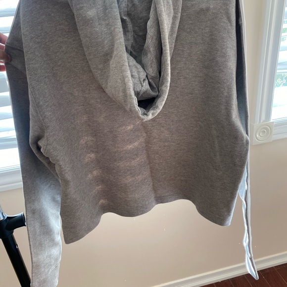 Adidas sweater(brand new) - Picture 2 of 4